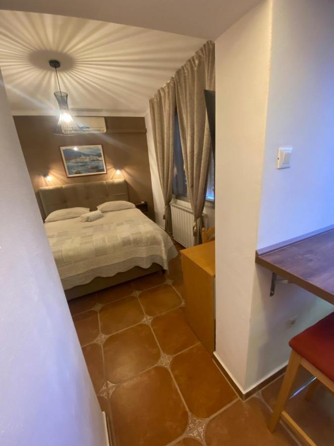 Apartments Oliva Пореч Екстер'єр фото