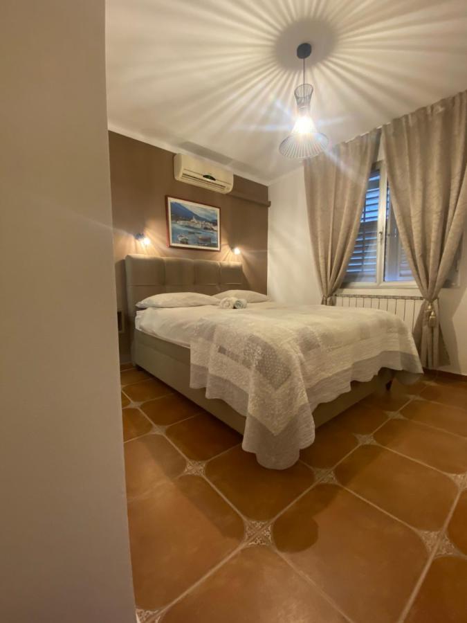 Apartments Oliva Пореч Екстер'єр фото