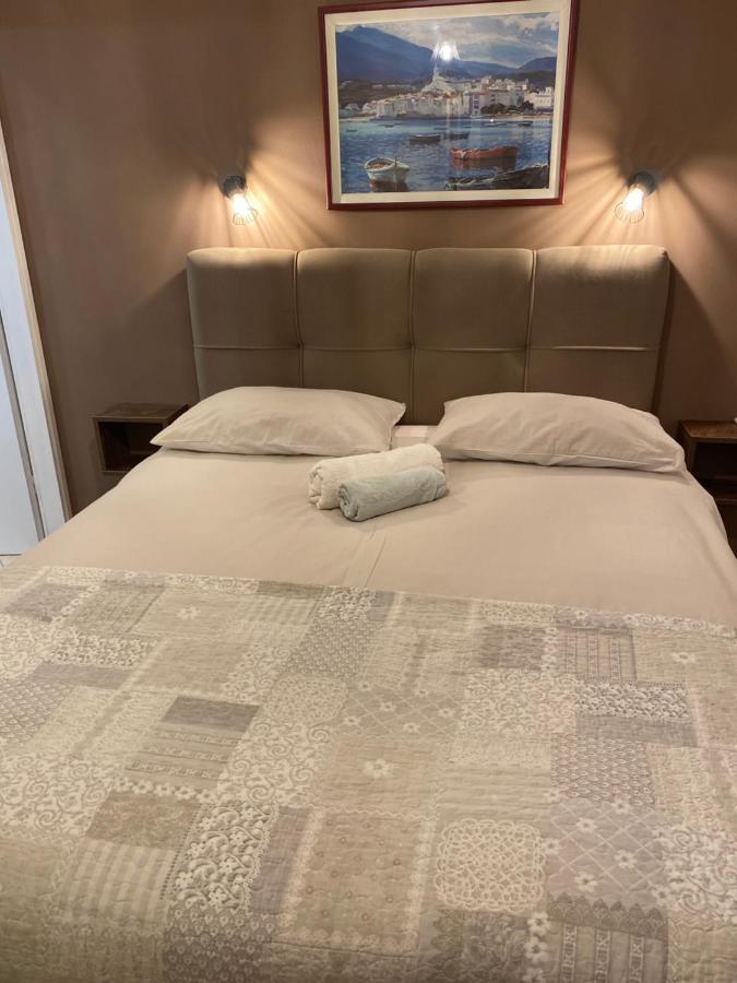 Apartments Oliva Пореч Екстер'єр фото